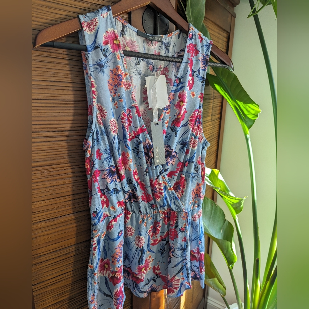 NWT Matty M Faux Wrap Peplum Floral Sleeveless Blouse Size S
